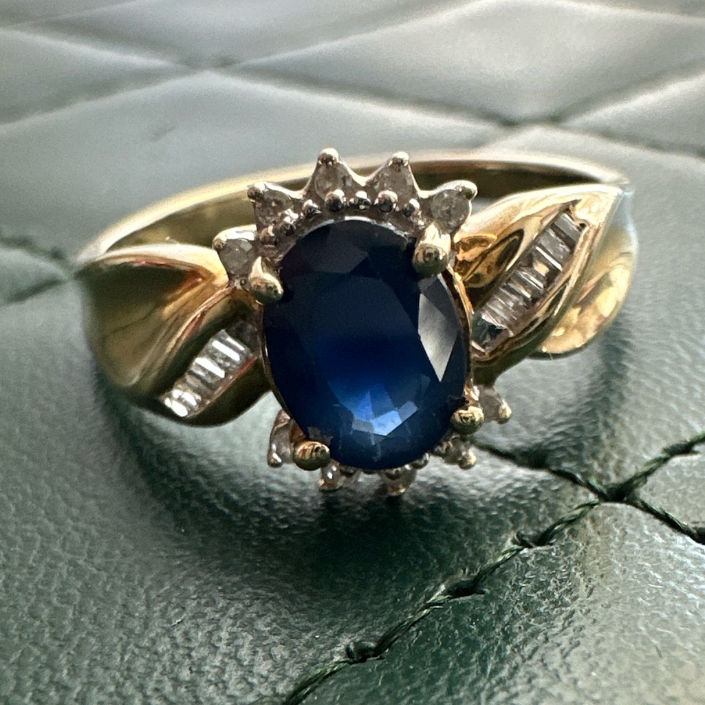 10k Sapphire Diamond Ring